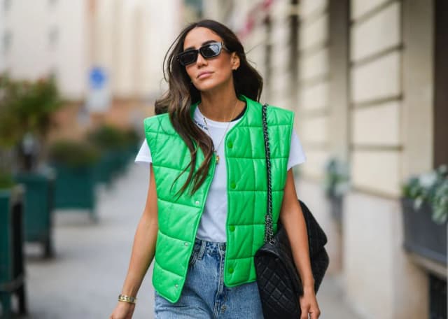 Czy kamizelki są modne? Poznaj najnowsze trendy i stylizacje w modzie Czy kamizelki są modne? Poznaj najnowsze trendy i stylizacje w modzie