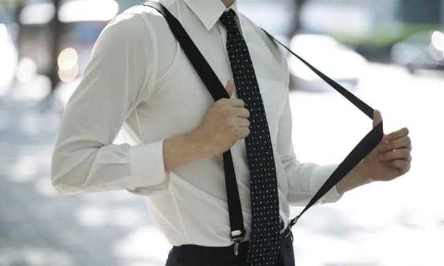 Czy szelki są modne? Poznaj aktualne trendy i stylizacje męskie Czy szelki są modne? Poznaj aktualne trendy i stylizacje męskie